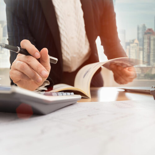 Here’s what you need to know before picking a financial advisor